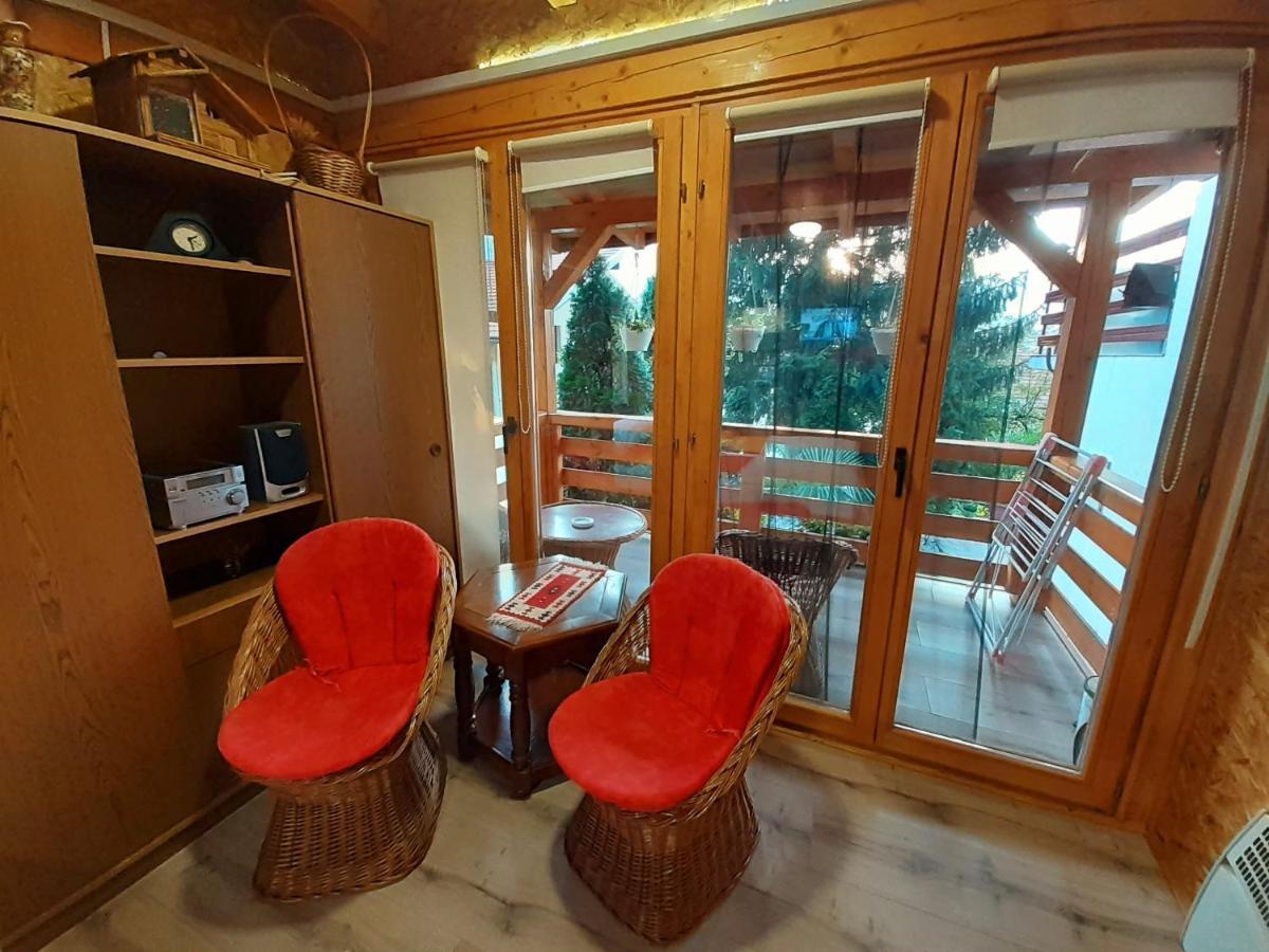 Obiteljski Apartman Borovi Visoko Exterior photo